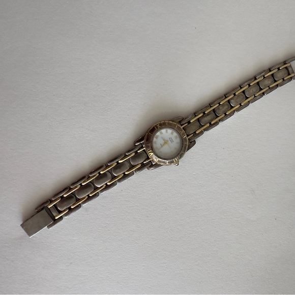 Anne Klein Two Tone Quartz Analog Ladies Wrist Watch Vintage White Face Silver - Picture 12 of 13